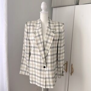 Kasper Plaid Blazer in Cream and Gray